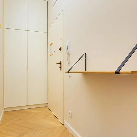 Targowa By Renters * Warsaw